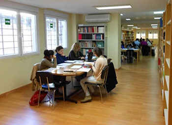 Biblioteca del Centro Asociado de Mérida