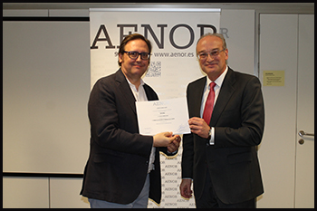 Antonio Juano Ayllón y Avelino Brito Marquina, Director General de AENOR