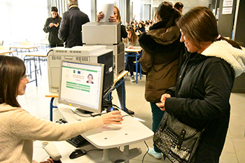 La valija virtural permite entregar el examen personalizado a cada estudiante