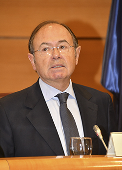 Pío García-Escudero