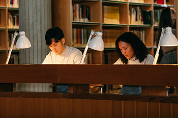 Estudiantes Biblioteca