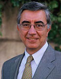Juan Gimeno Ullastres
Excmo. Sr. Rector de la UNED